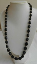 lunga COLLANA firmata MONET sfere ovali in lucite nere a scalare