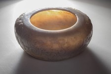 Antico contenitore cinese con