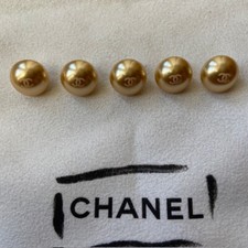 5 boutons Chanel imitation