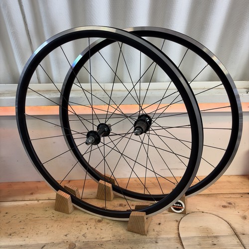 700c shimano dura ace mozzi - 700c,