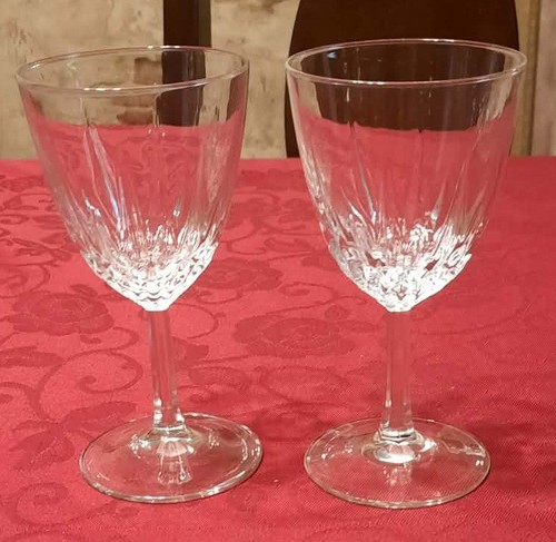 Set due bicchieri vino - di,