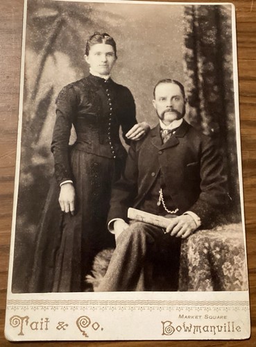 Couple man mutton chop - couple~man~mutton,