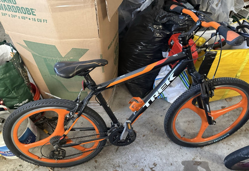Trek mountain bike - trek, 3