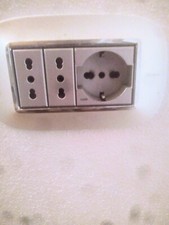 interruttori, prese e placche BTicino axolute