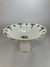 Royal Albert "Old Country Roses" Ciotola con piedistallo traforato [Alta 5 1/2"]