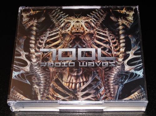 Tool radio waves live - -,