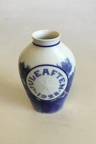 Bing grondahl chirstmas vase - grondahl,