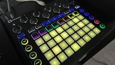 Novation Circuit -