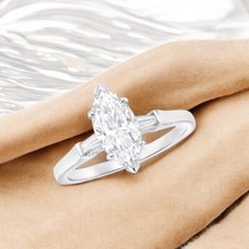 Anello di fidanzamento in oro