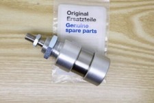 Macchina da cucire 745 apri