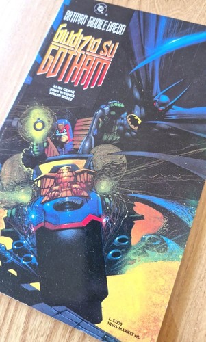 Batman giudice dredd - giudice,