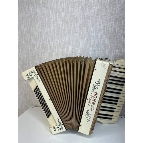 Fisarmonica pianoforte vintage