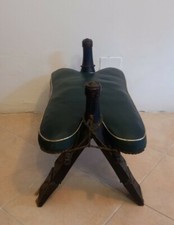  SGABELLO a sella di cammello arabo, 1900, hmax 46, cm 62x34