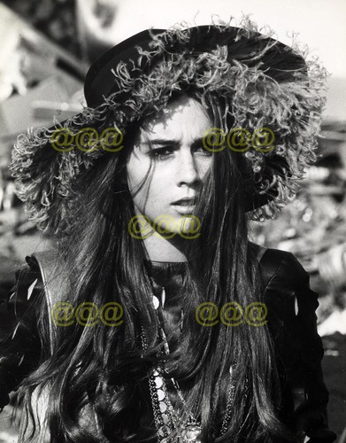 Photo romina power candid - -,