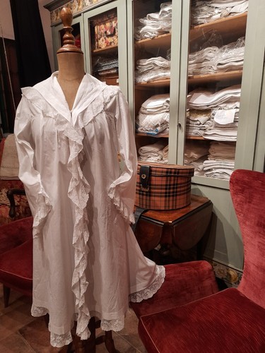 Biancheria antica lingerie