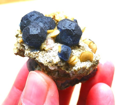 78g fluorite cubica blu - 78g,