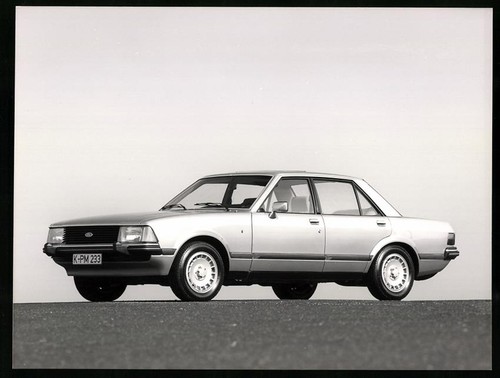 Fotografia auto ford granada - fotografia,