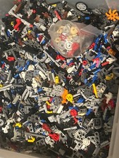 100 pezzi di piccoli pezzi
