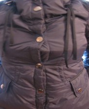 Il piumino taglia S blu scuro