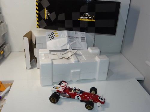 Exoto 1971 ferrari - 1/18,