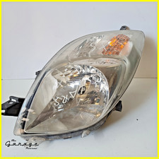 Faro Fanale Proiettore Anteriore Sinistro SX TOYOTA YARIS B 2 ° 2005 2011 Usato