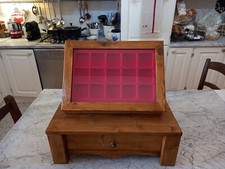 Monetiere in legno di abete con espositore , 356 posti per monete o medaglie