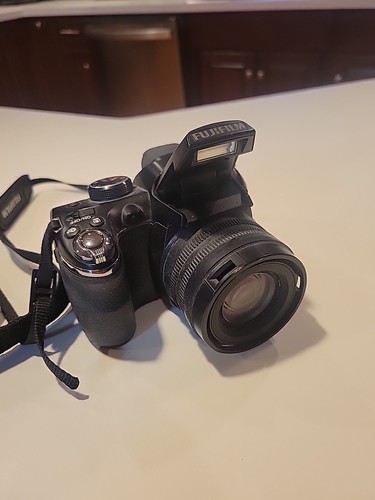 Fujifilm finepix s4200 - finepix,