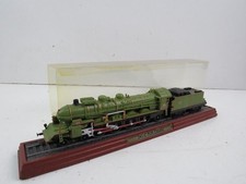 modellino di treno a vapore