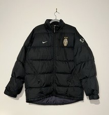 Juventus Nike football puffer