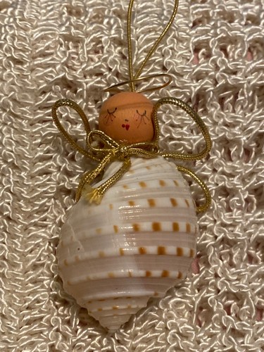Ornamento angelo fatto - a, mano