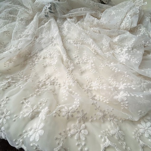 Tessuto pizzo beige - in,