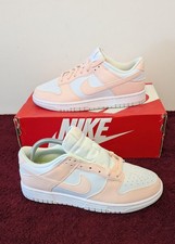 Baskets Original Nike Dunk Low Next Nature Taille 40.5 Neuves