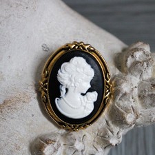 Broche camée vintage noire - , et