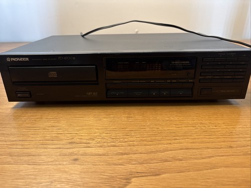 Pioneer 4700 cd player - -,