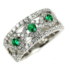 Anello con diamanti smeraldo