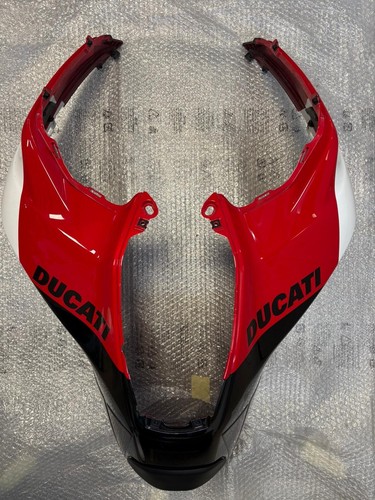 Pezzi ricambio moto - di,