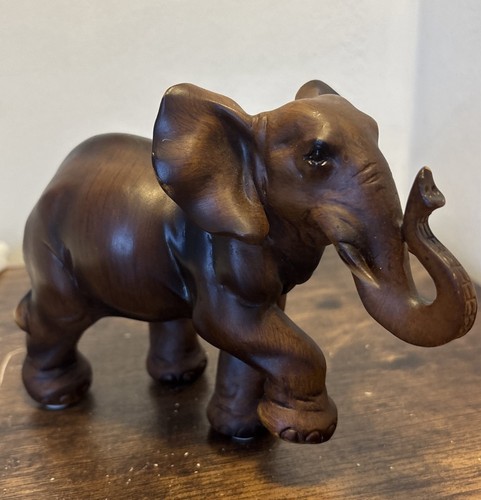Elephant figurine - elephant, figurine.