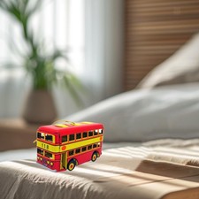 Camion di Natale con ornamento