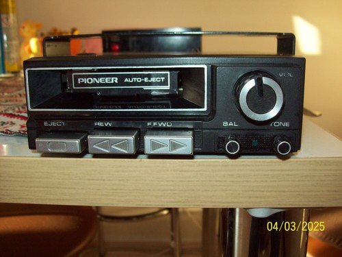 Autoradio vecchia scuola