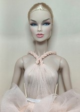 Integrity Toys-Fashion Royalty