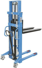 Carrello elevatore sollevatore