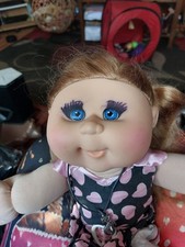 Bambola patch cavolo salvata e