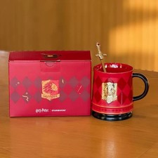 Tazze rosse Starbucks Cina