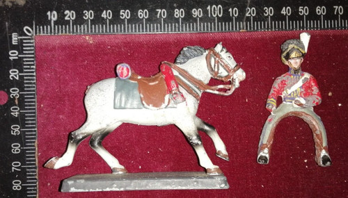 Soldatino piombo cavallo - di,