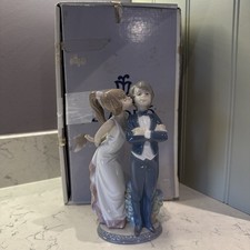 Lladro Let’s Make Up 5555