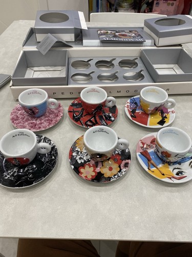 Illy art collection - art,