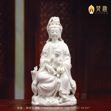 Statua Loto 11 Dea Porcellana