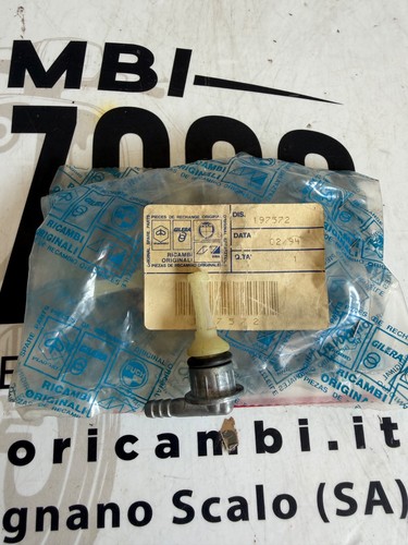 Raccordo serbatoio olio - serbatoio,
