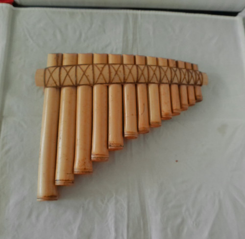 Flauto bambù con pipe - in,