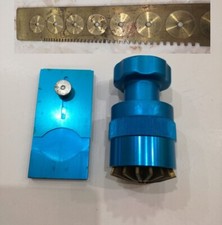 Utensili per orologiaio   vetri infrangibili + misuratore per molle